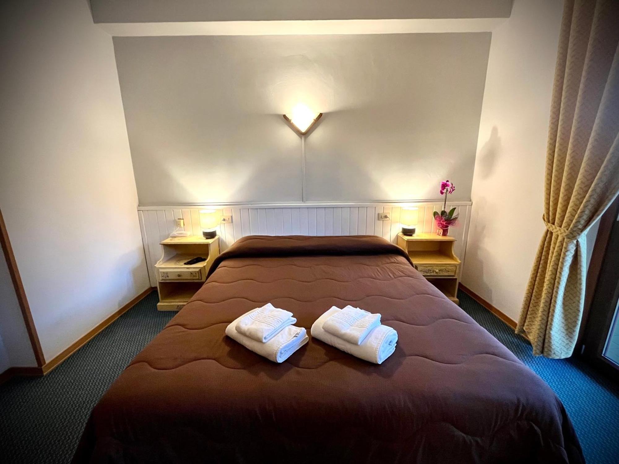Hotel Pinguino Пескассеролі Номер фото